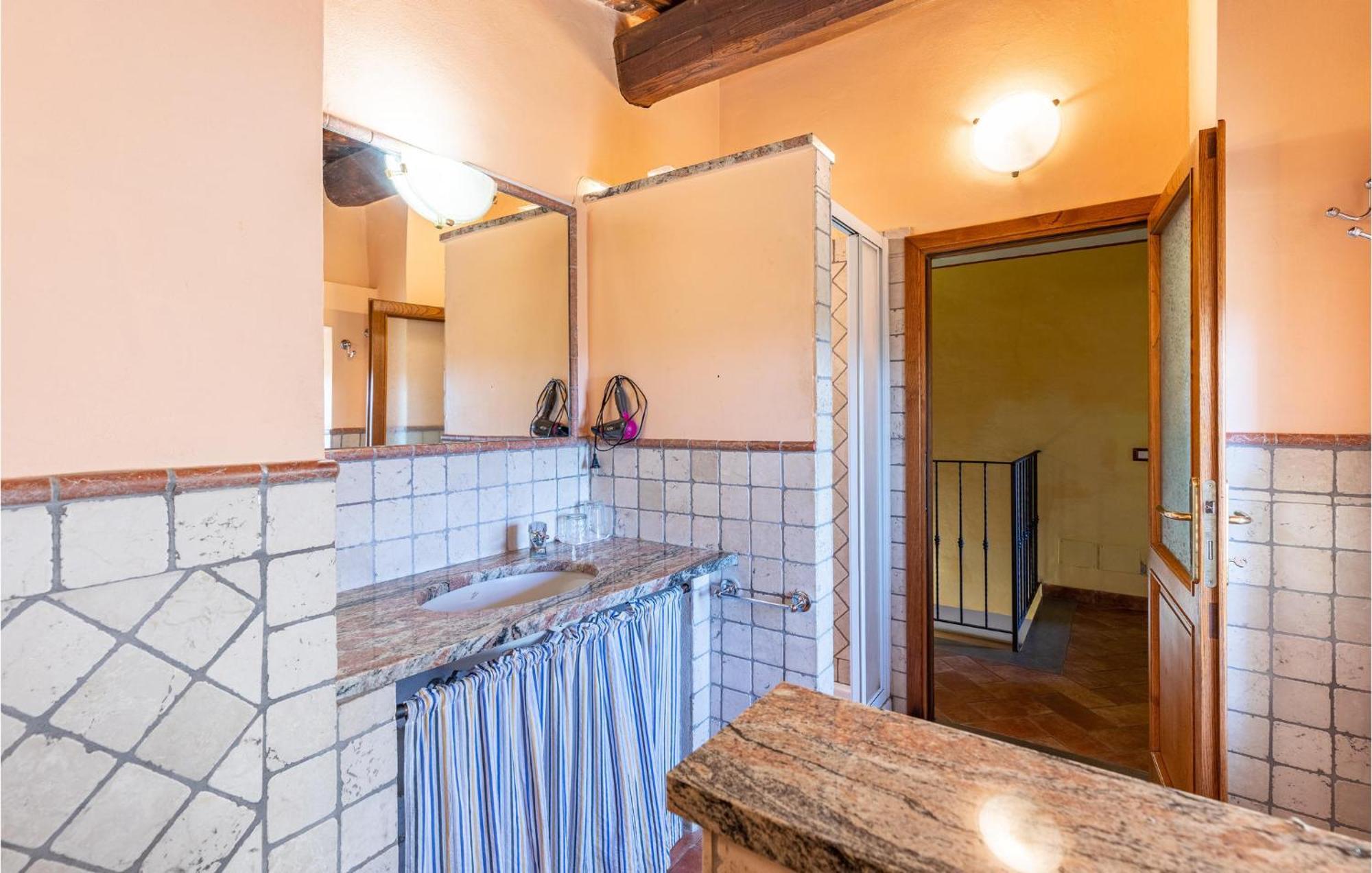 Awesome Home In Marliana With Kitchenette Экстерьер фото