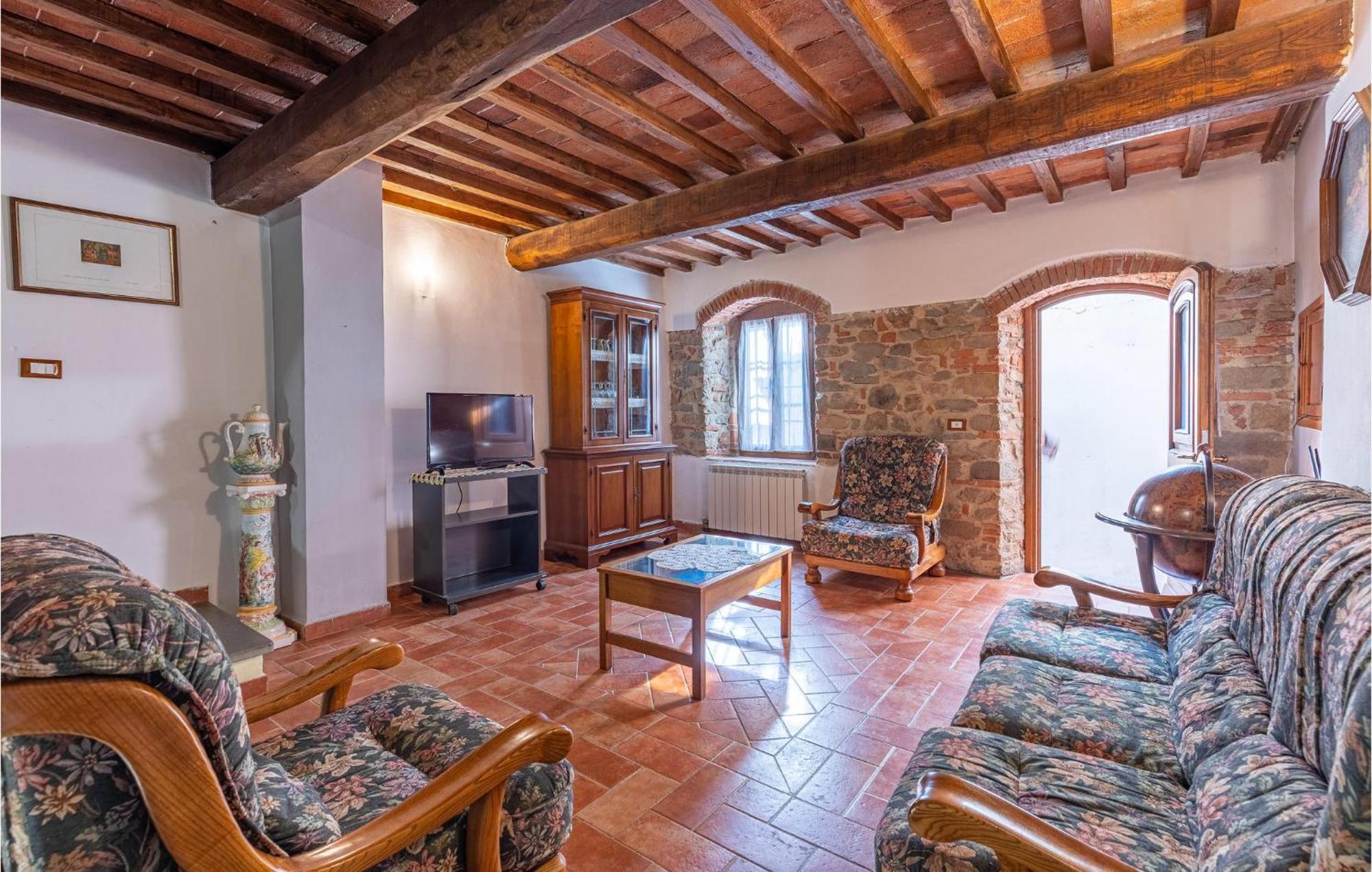 Awesome Home In Marliana With Kitchenette Экстерьер фото